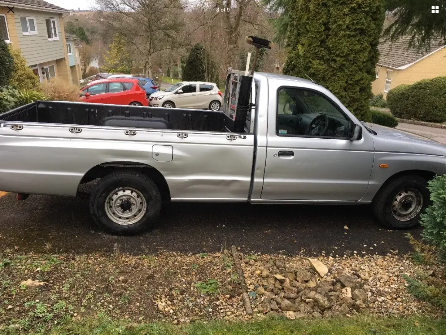 Mazda  B2500 2.5 D 4x4 Basic 6