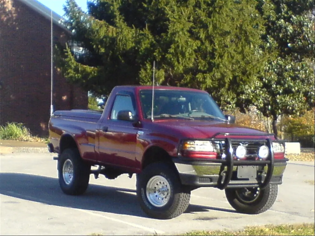 Mazda  B2500 2.5 D 4x4 Basic 3