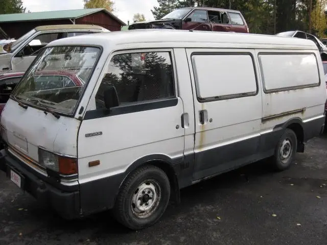Mazda  E2200 2.2 D 0