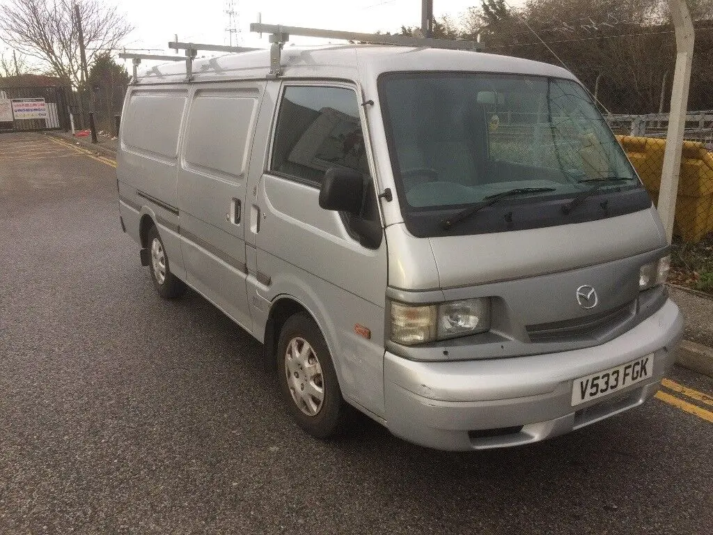 Mazda  E2200 2.2 D 3