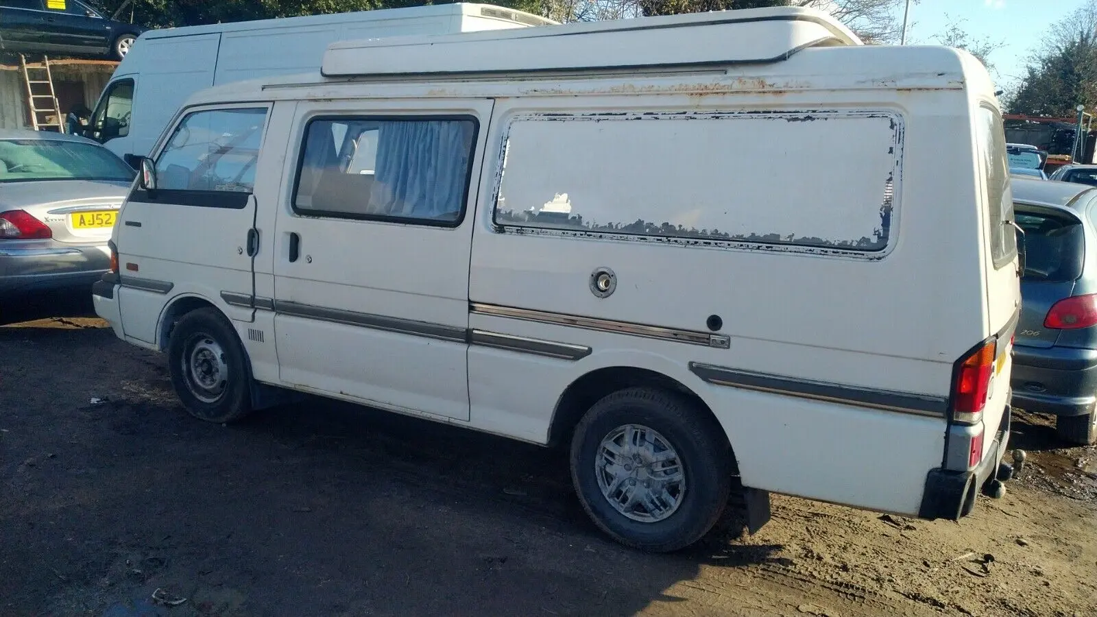 Mazda  E2200 2.2 D 2