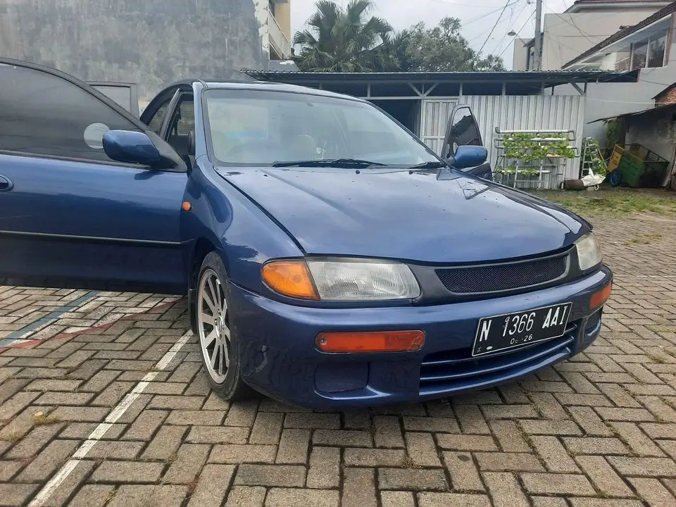 Mazda Lantis Lantis 1.8 2