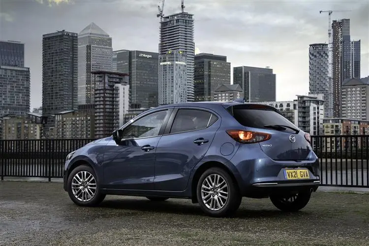 Mazda  Mazda2 1.5 SKY-G Reflex 1