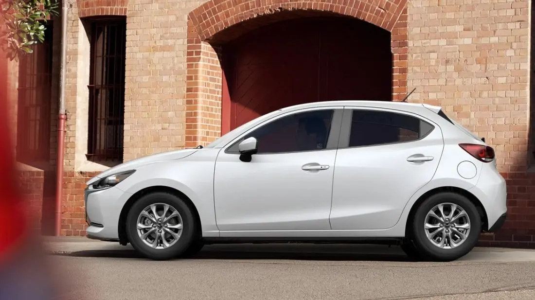 Mazda  Mazda2 1.5 SKY-G Reflex 3