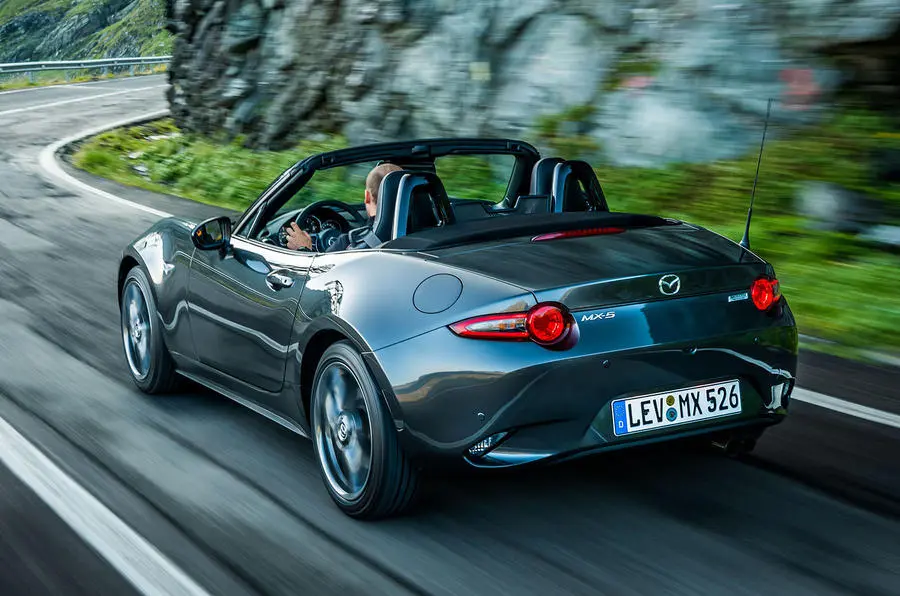 Mazda MX MX-5 1.5i SKY-G Power Sense Napa 6
