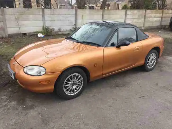 Mazda MX MX-5 1.6i 16V Hard Top 1