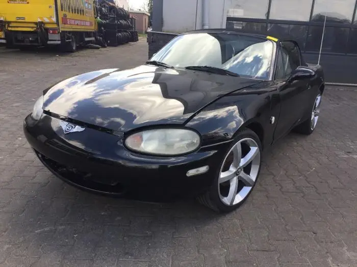 Mazda MX MX-5 1.6i 16V Hard Top 3
