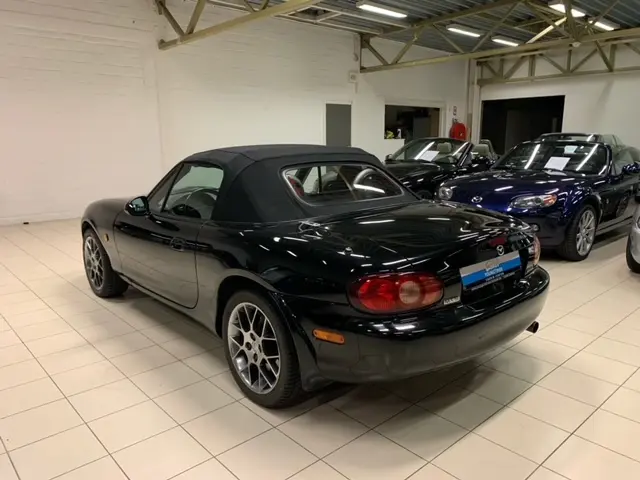 Mazda MX MX-5 1.6i 16V Open Air 4