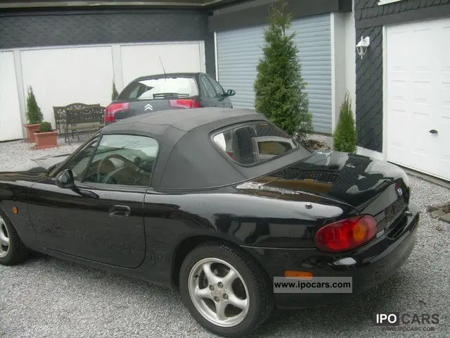 Mazda MX MX-5 1.6i 16V Soft Top 4