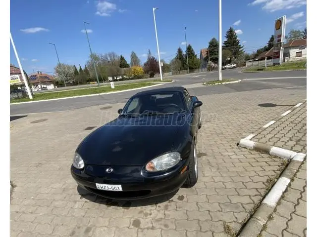 Mazda MX MX-5 1.6i 16V Soft Top 5