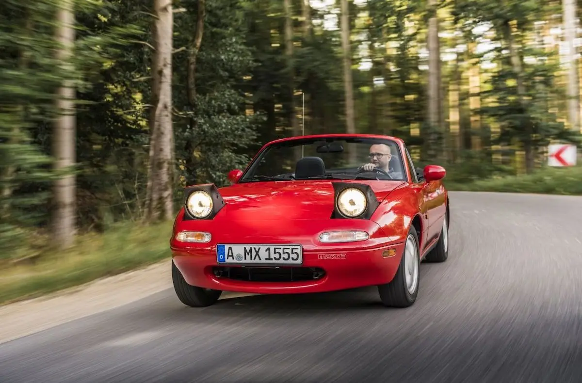 Mazda MX MX-5 1.6i DOHC 6