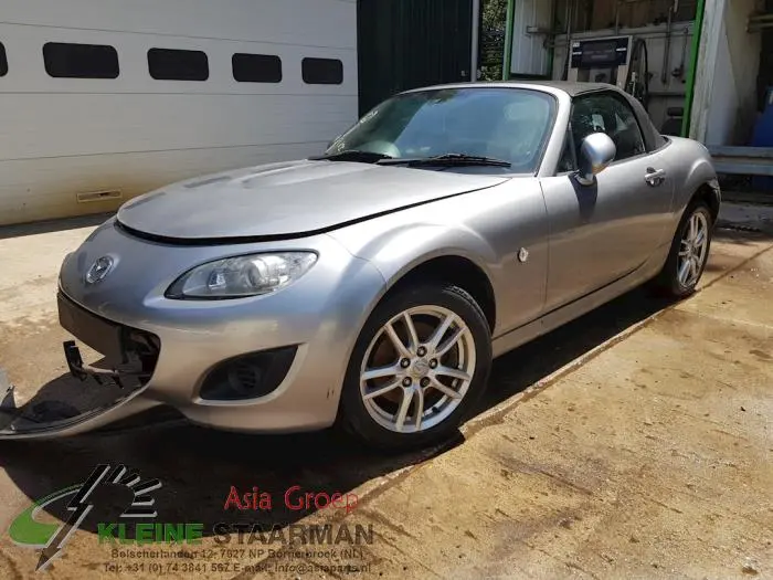 Mazda MX MX-5 1.8i 16V Challenge 1