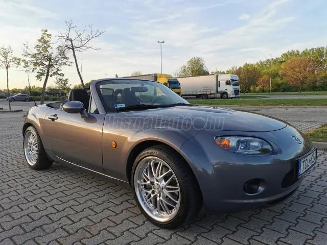 Mazda MX MX-5 1.8i 16V Challenge 3