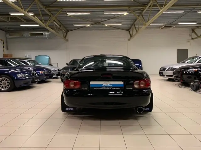 Mazda MX MX-5 1.8i 16V Emotion 6