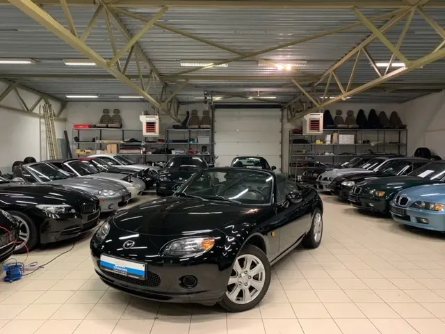 Mazda MX MX-5 1.8i 16V Hard Top 6
