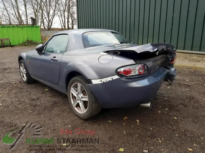 Mazda MX MX-5 1.8i 16V Revolution 7