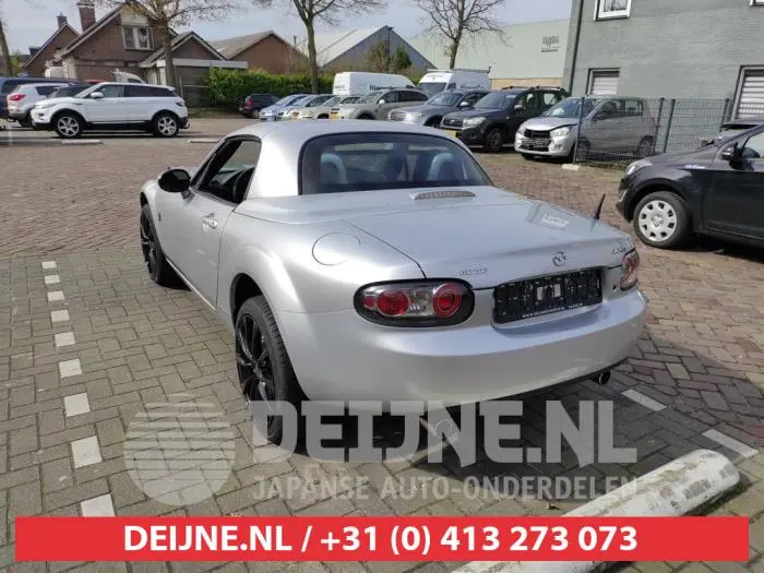 Mazda MX MX-5 1.8i 16V Revolution 5