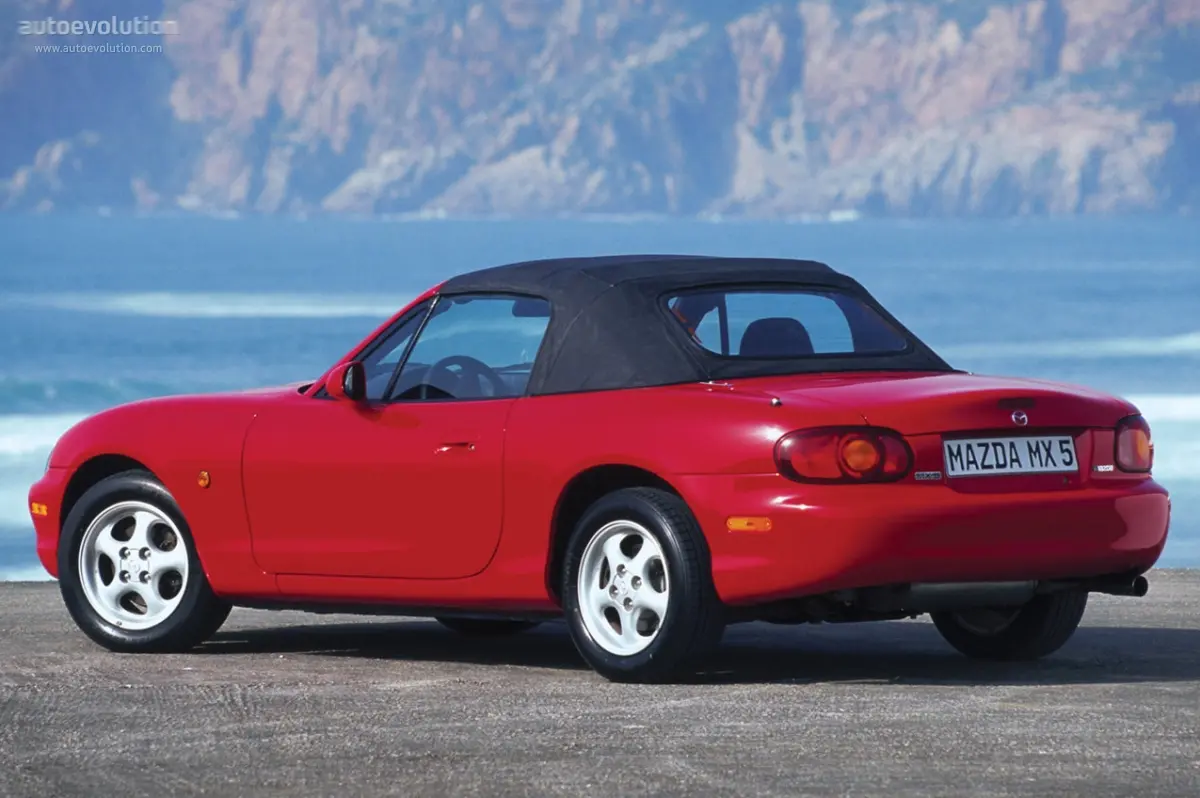 Mazda MX MX-5 1.8i 16V Soft Top 5
