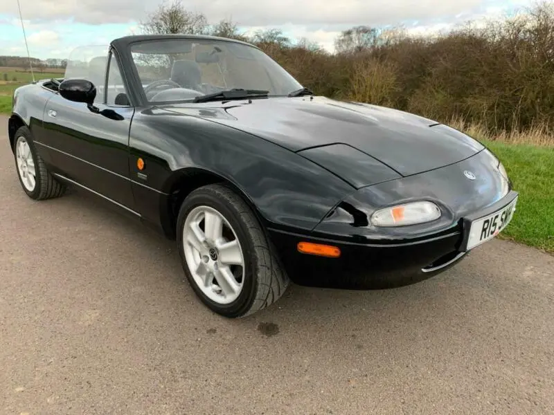 Mazda MX MX-5 1.8i 16V Soft Top 4