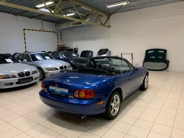 Mazda MX MX-5 1.8i 16V Soft Top Anniversary 7