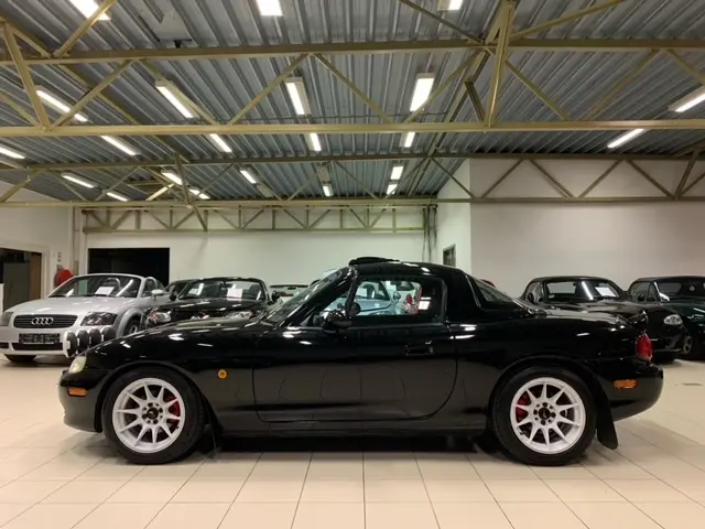 Mazda MX MX-5 1.8i 16V Challenge 0