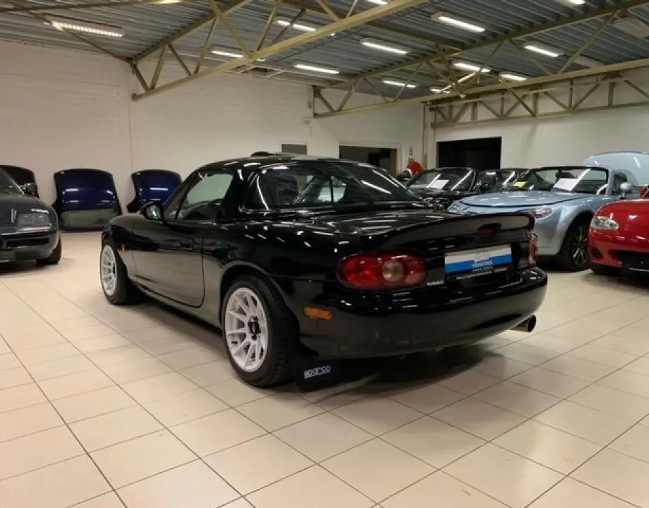 Mazda MX MX-5 1.8i 16V Challenge 1