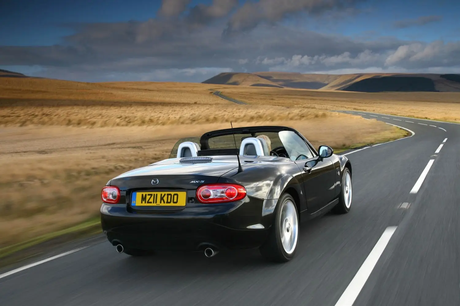 Mazda MX MX-5 2.0i 16V Hard Top Sport 6