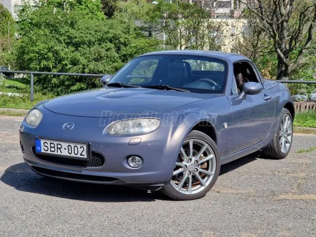 Mazda MX MX-5 2.0i 16V Revolution 2