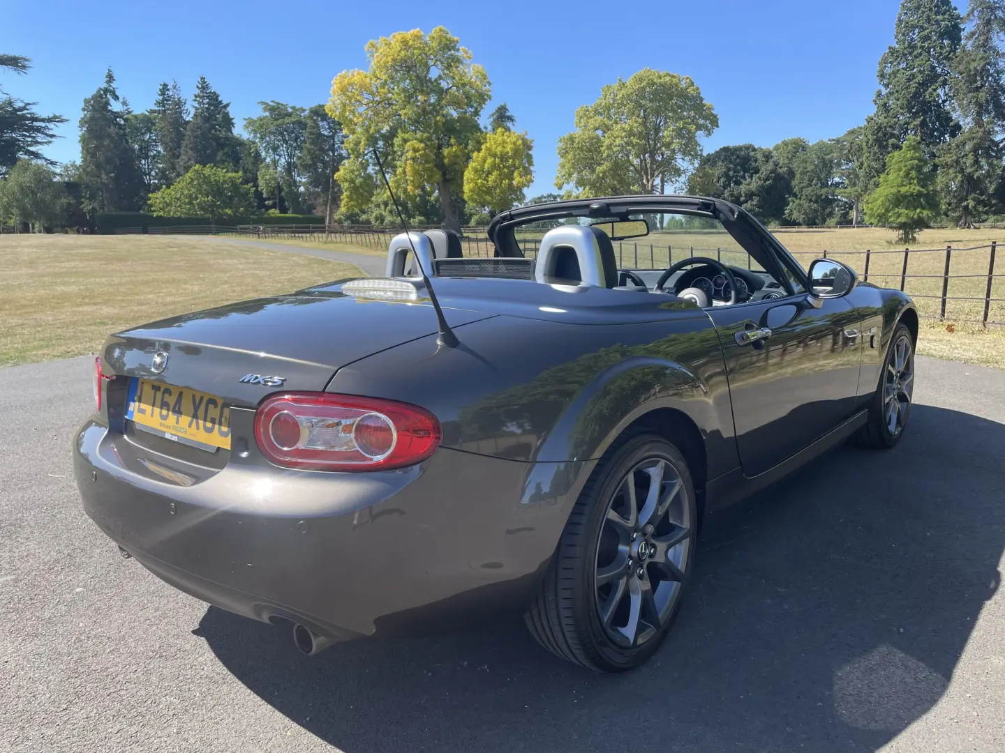 Mazda MX MX-5 2.0i 16V Hard Top Style 2