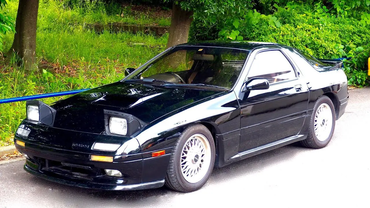 Mazda RX RX-7 1.1 Turbo 3