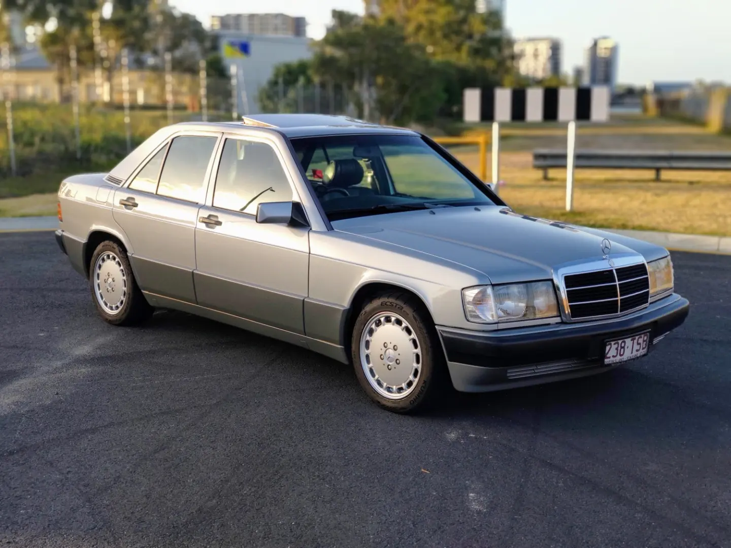 Mercedes-Benz 190 190 190 D 2.0 4