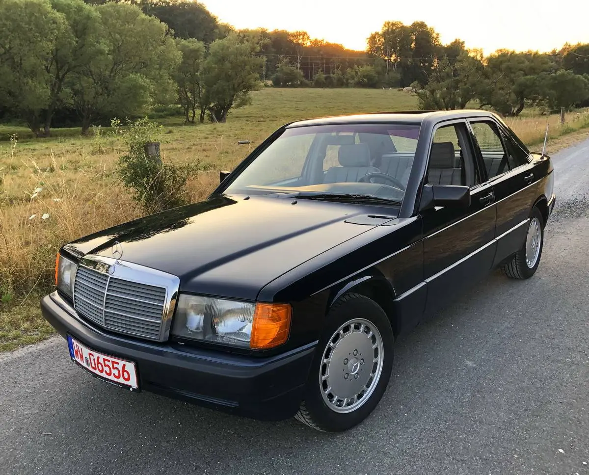 Mercedes-Benz 190 190 190 E 1.8 7