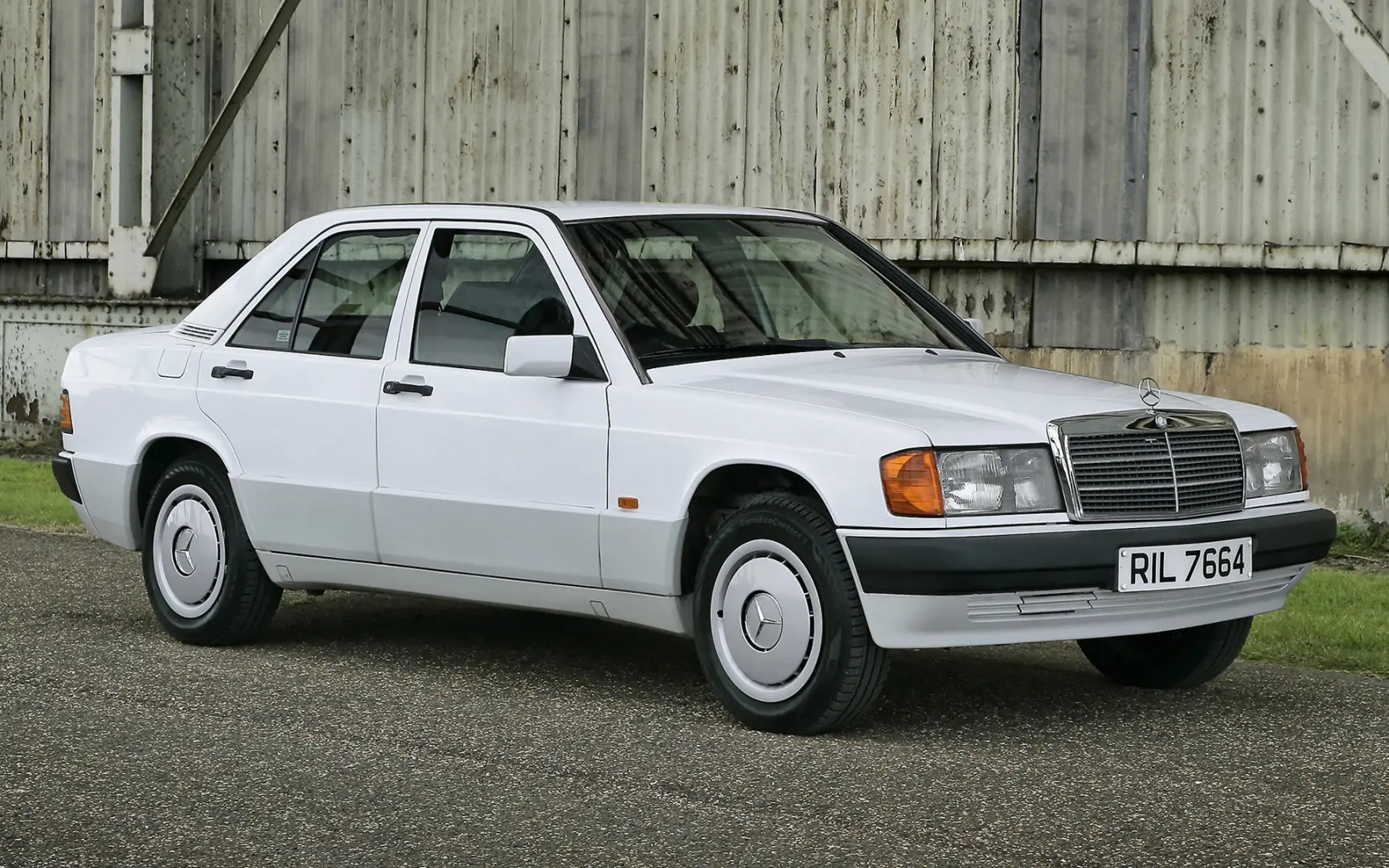 Mercedes-Benz 190 190 190 E 2.6 2