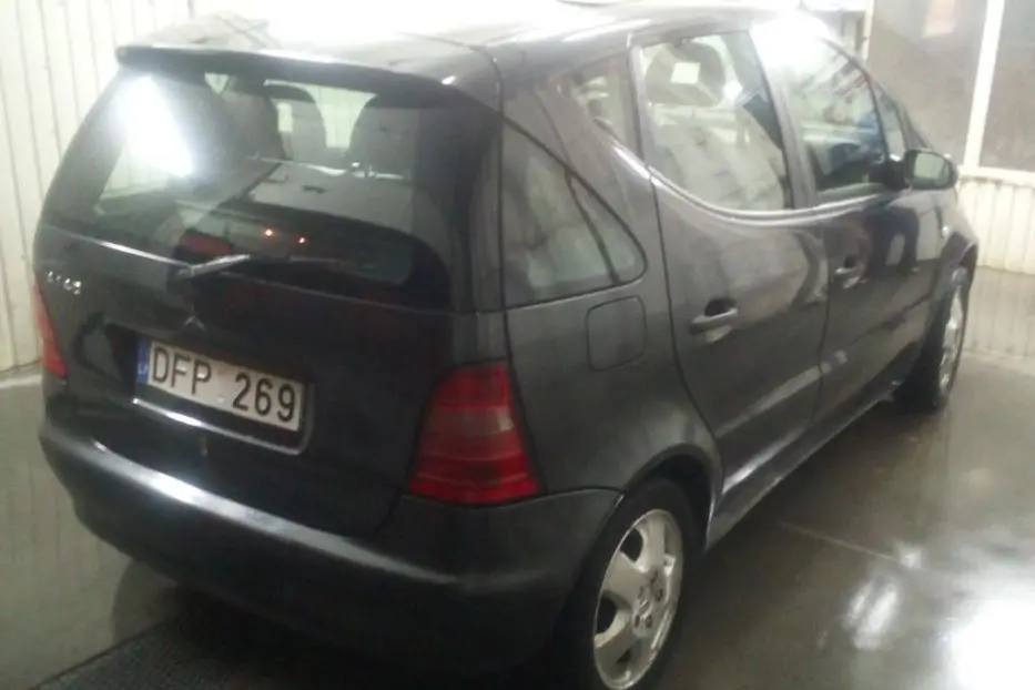 Mercedes-Benz  A 140 Avantgarde 1