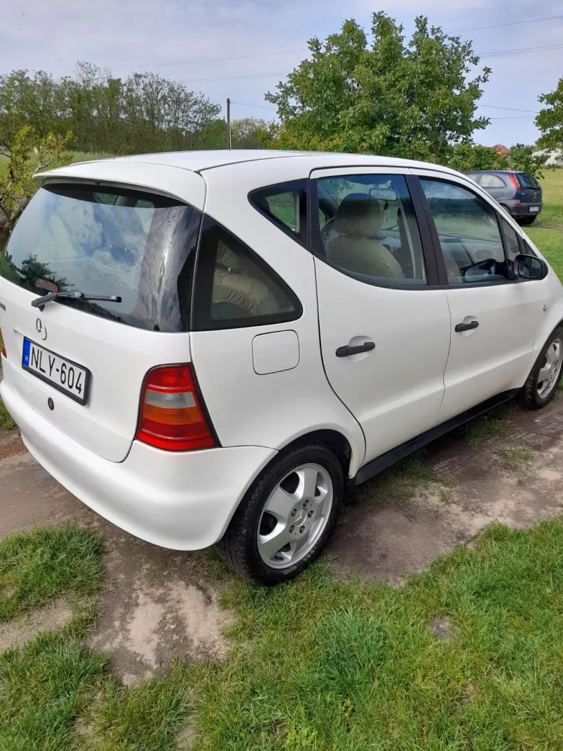 Mercedes-Benz  A 140 Classic 6