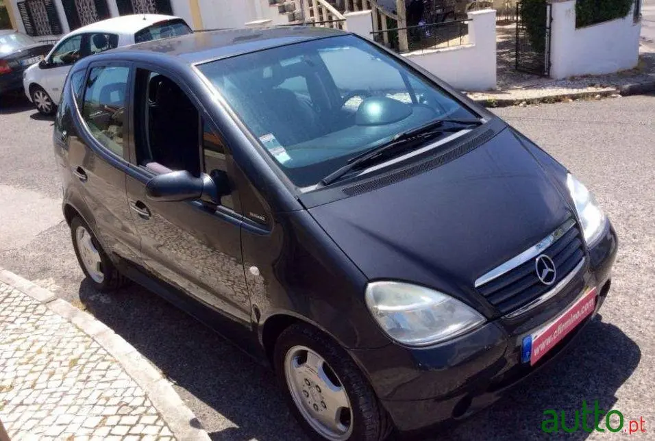 Mercedes-Benz  A 140 Elegance 2