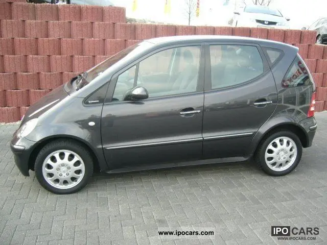 Mercedes-Benz  A 140 Elegance 5
