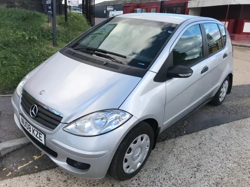 Mercedes-Benz  A 150 Classic 1