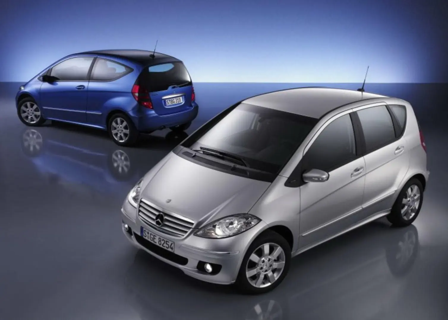 Mercedes-Benz  A 150 Polarstar CVT 1