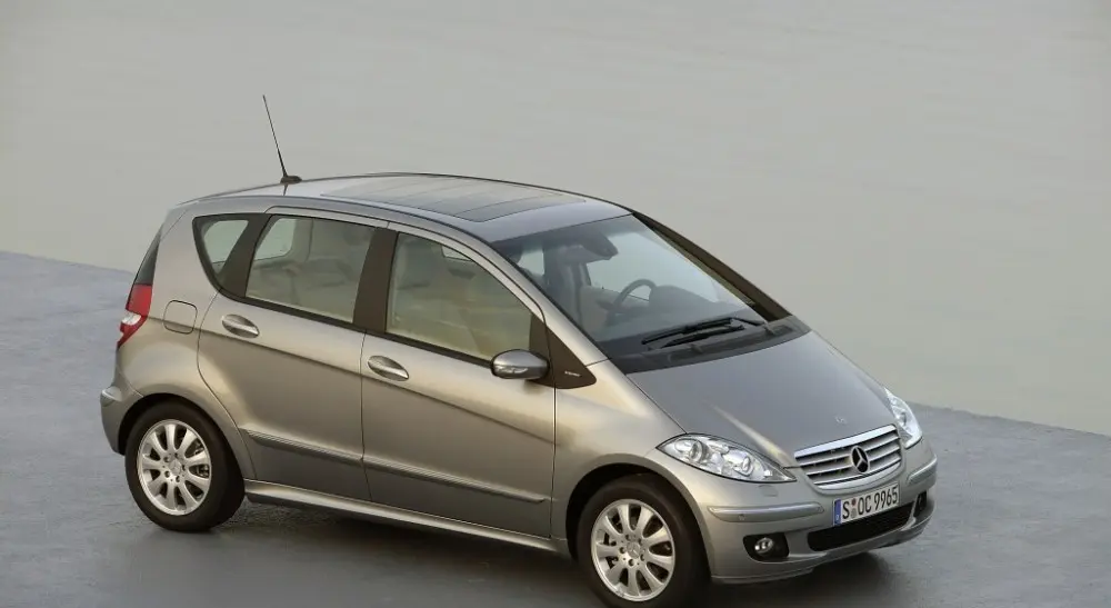 Mercedes-Benz  A 200 Elegance 7