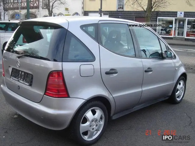 Mercedes-Benz  A 160 Avantgarde 2