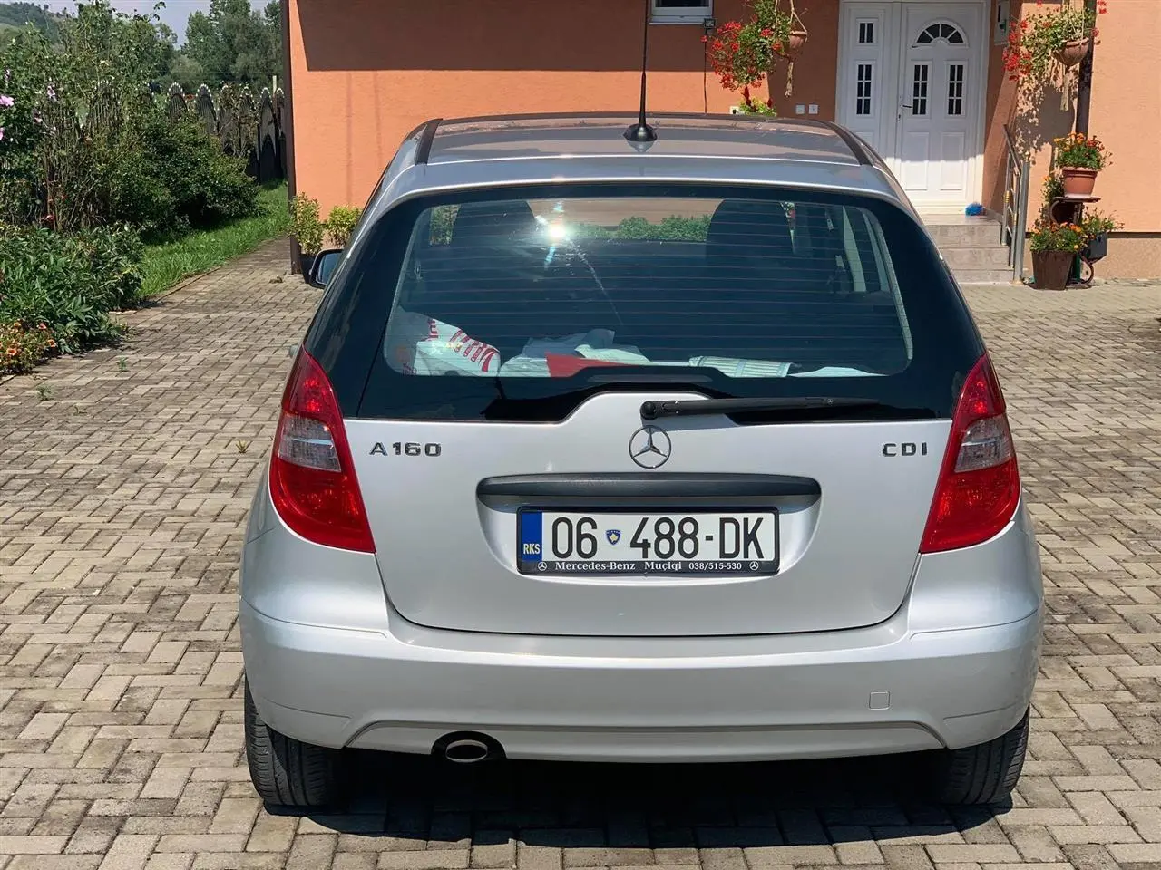 Mercedes-Benz  A 160 Classic 2