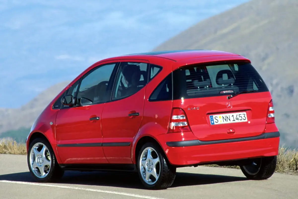Mercedes-Benz  A 160 Long Elegance 3