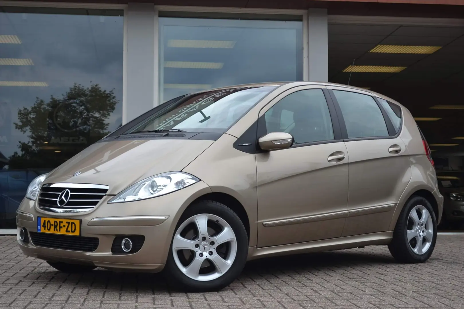 Mercedes-Benz  A 170 Elegance Auto 6