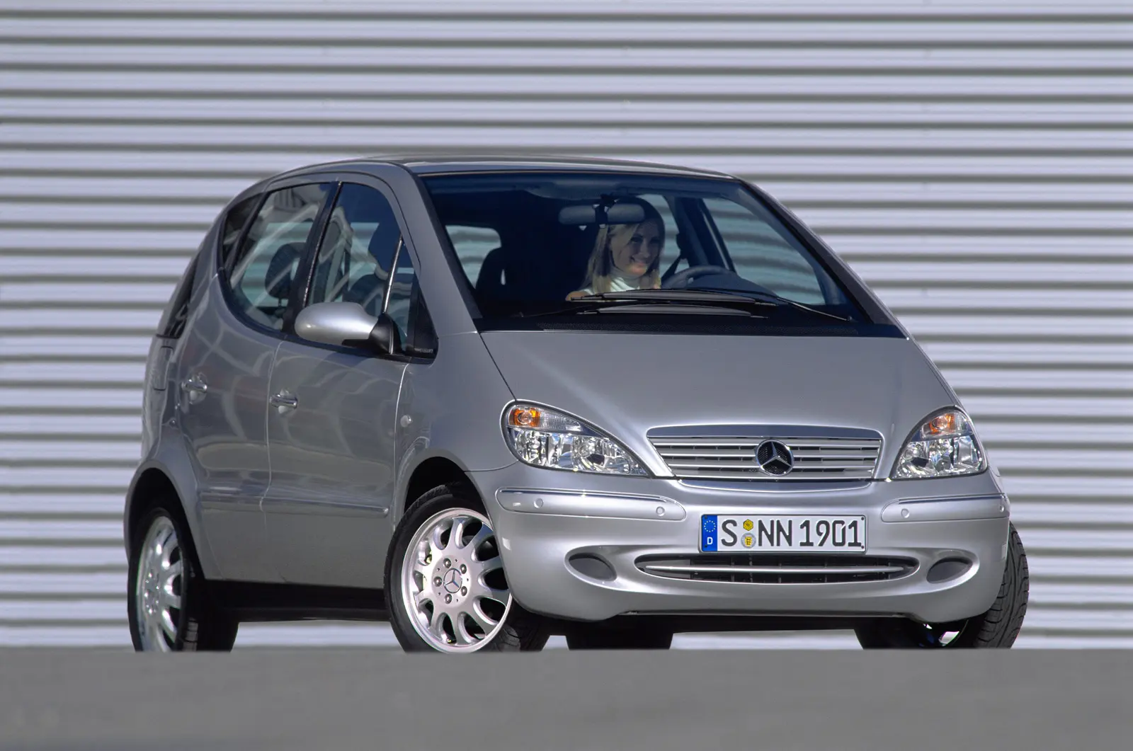 Mercedes-Benz  A 170 Elegance Auto 1