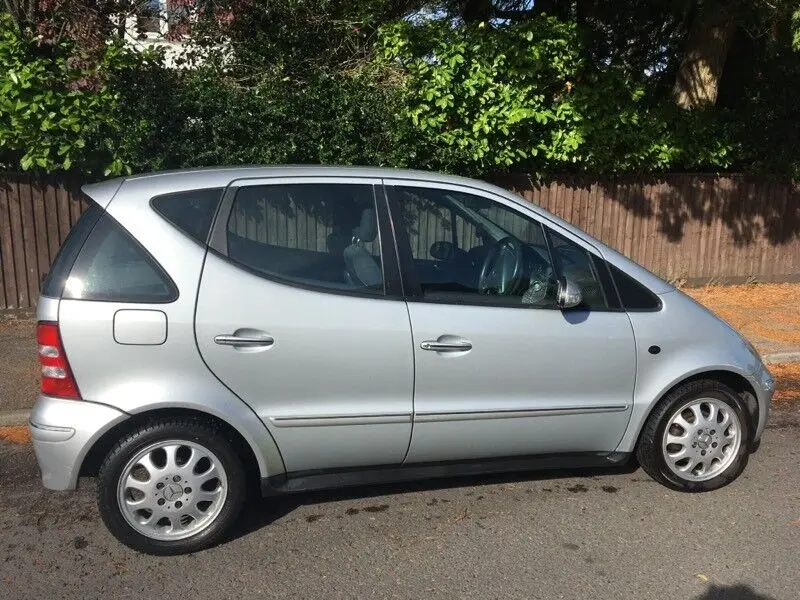 Mercedes-Benz  A 170 Elegance Auto 5