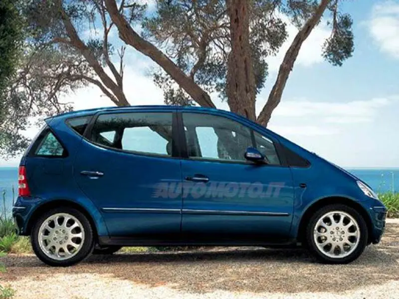 Mercedes-Benz  A 170 Elegance Auto 7