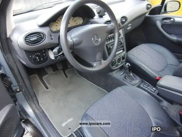 Mercedes-Benz  A 170 Elegance Auto 7