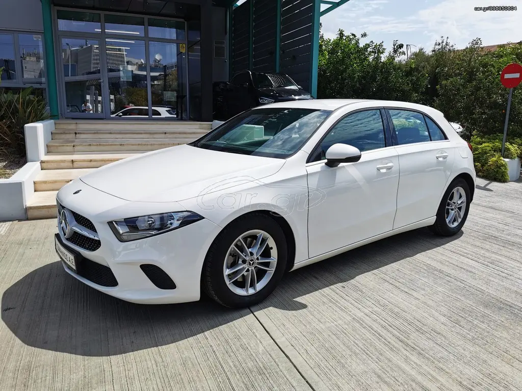Mercedes-Benz  A 180 BlueEFFICIENCY Style 7G-DCT 6