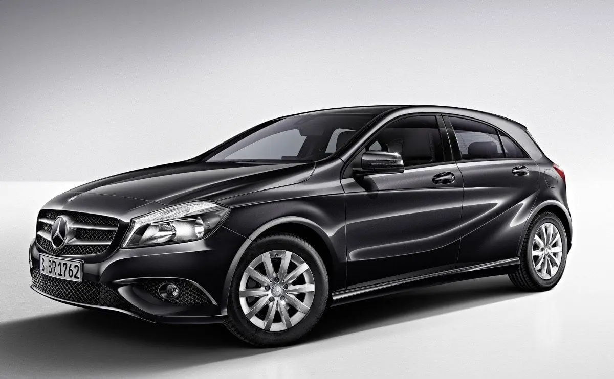 Mercedes-Benz  A 180 BlueEFFICIENCY Style Plus 7G-DCT 3